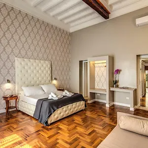  Apartment The Spanish Steps 67 Italy